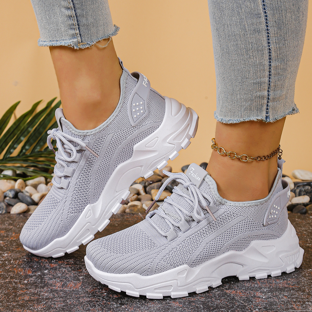 Women's sports shoes 2026，Brea - Guipure Lace Panel avaliação e preço