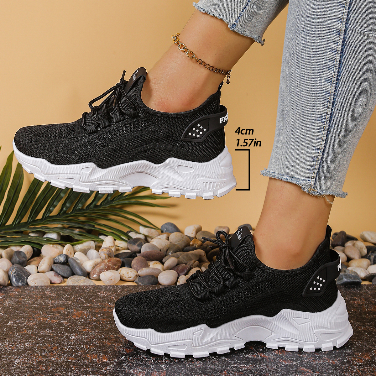 Women's sports shoes 2026，Brea - Guipure Lace Panel avaliação e preço